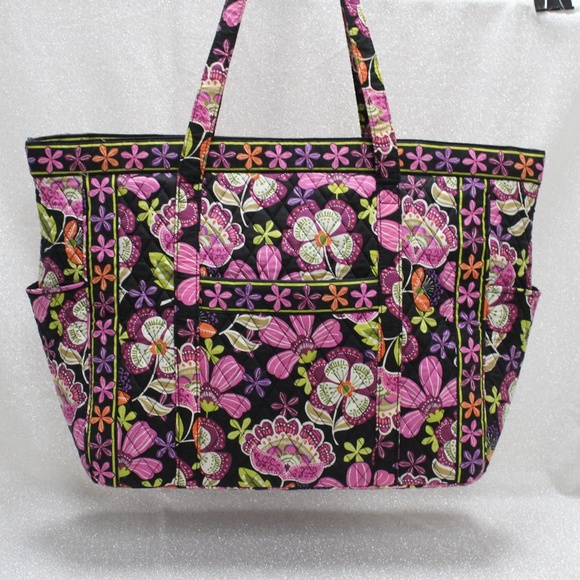 Vera Bradley Handbags - Vera Bradley Quilted Large Weekend Bag